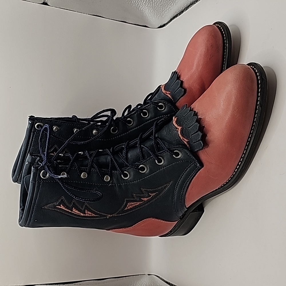 Laredo lace up boots, 9.5M